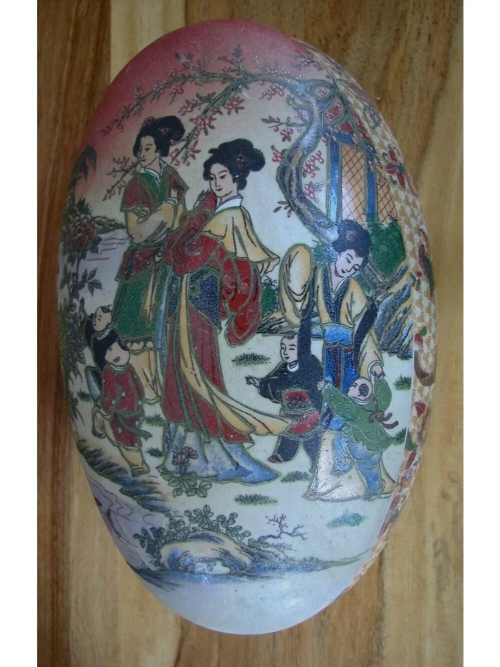 Satsuma-Style Porcelain Trinket Box